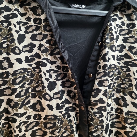 Midi dress leopard print pattern black collar Button Placket And Hem sheer dress - Picture 2 of 11